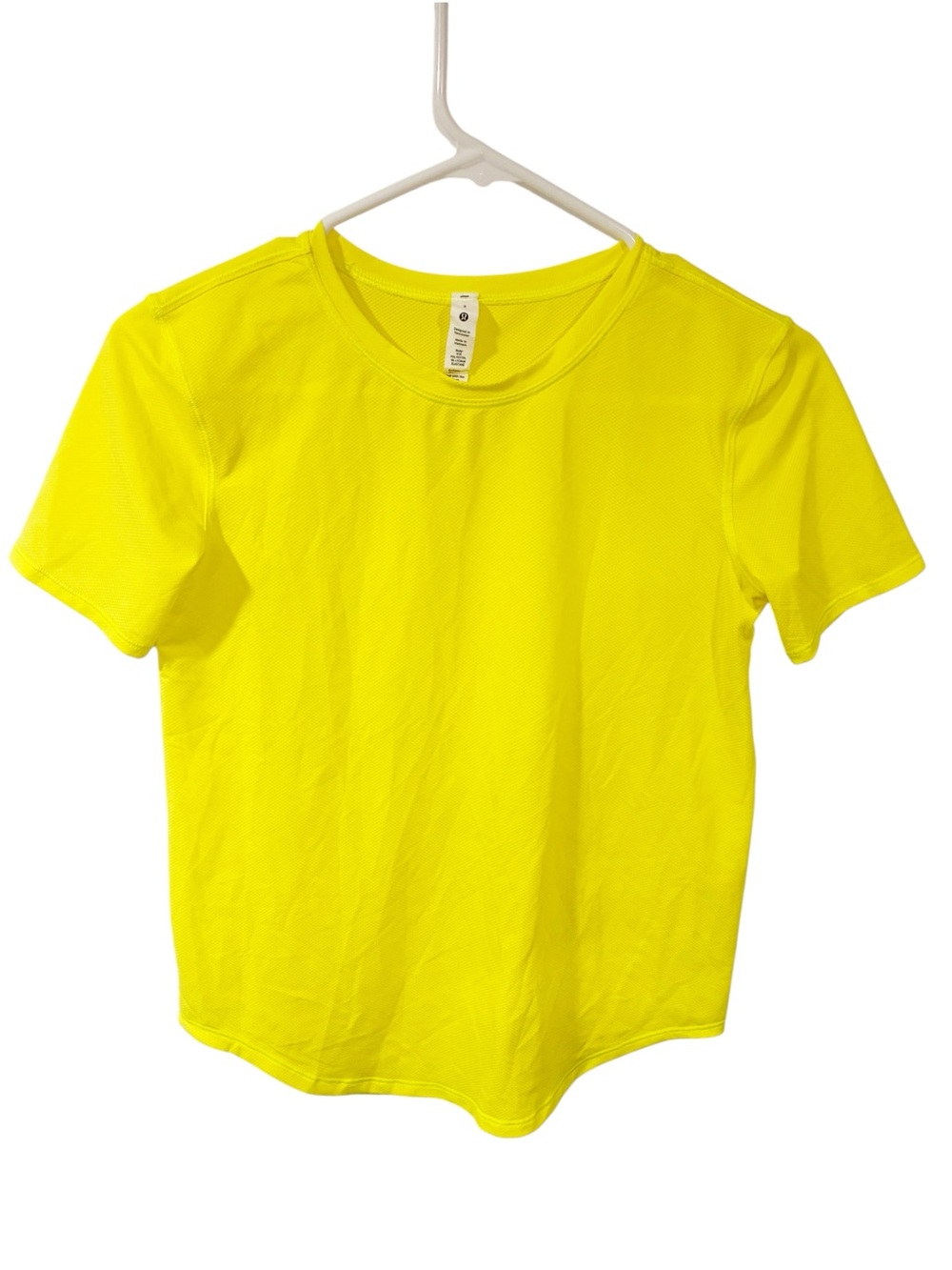 Lululemon High-Neck Running and Training T-Shirt Size 2 Yellow Serpentine
